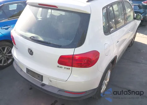 2015 Volkswagen Tiguan S z USA, uszkodzony, nr VIN WVGAV7AX6FW556650